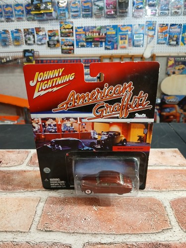 Johnny Lightning American Graffiti 1949 Custom Mercury Merc Coupe Hot Rod 1/64 - Picture 5 of 6
