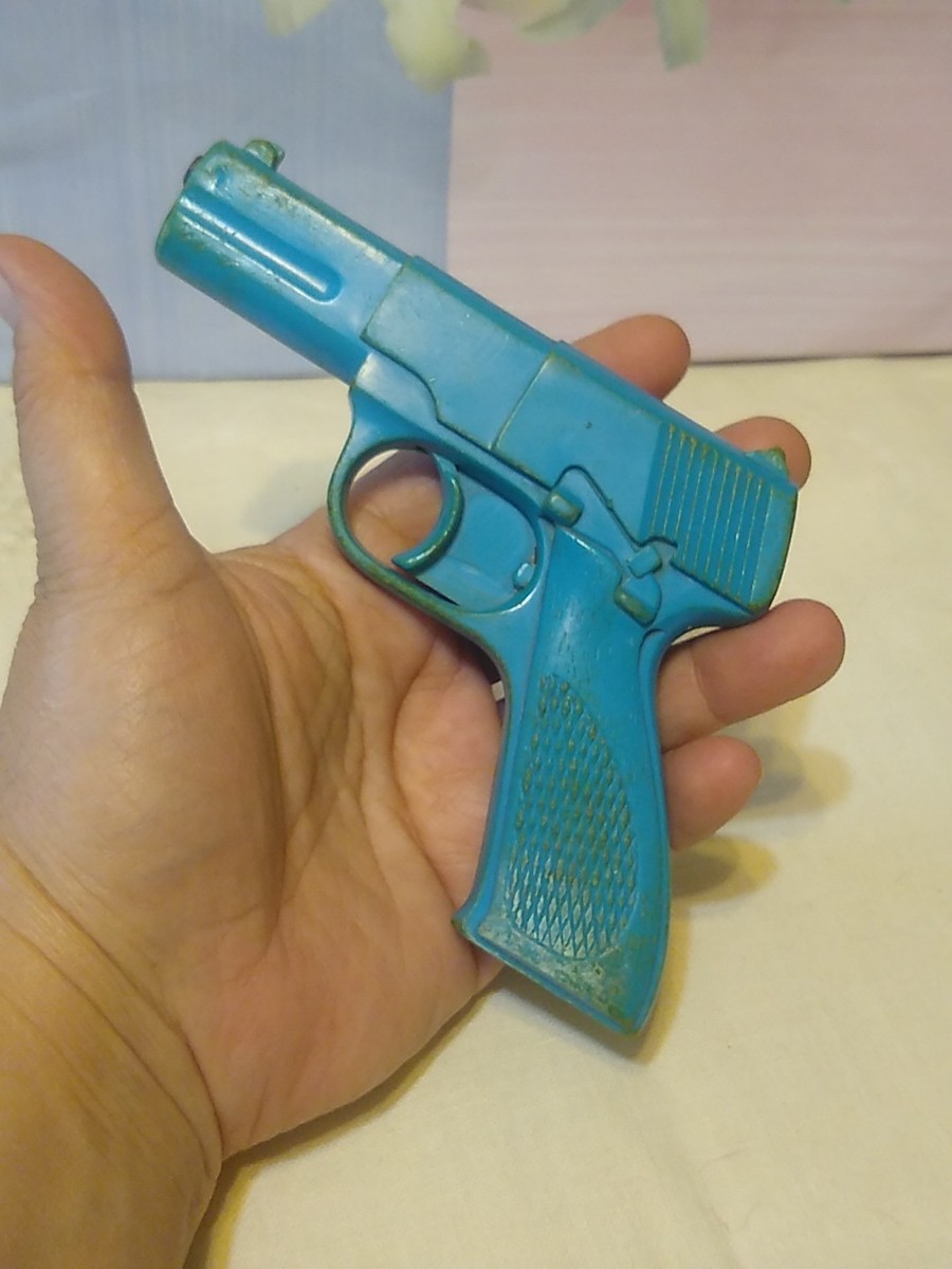 Vintage MARX Magic Shot Shooting Gallery Game 1974 Blue Magnetic