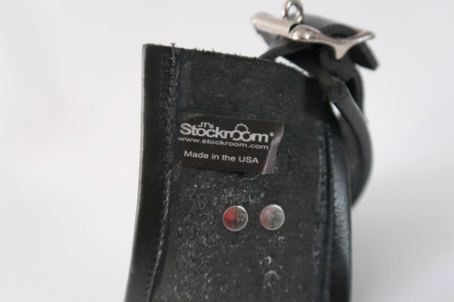 Vintage BDSM Real Leather Posture Collar with Ring by THE STOCKROOM - Picture 6 of 7