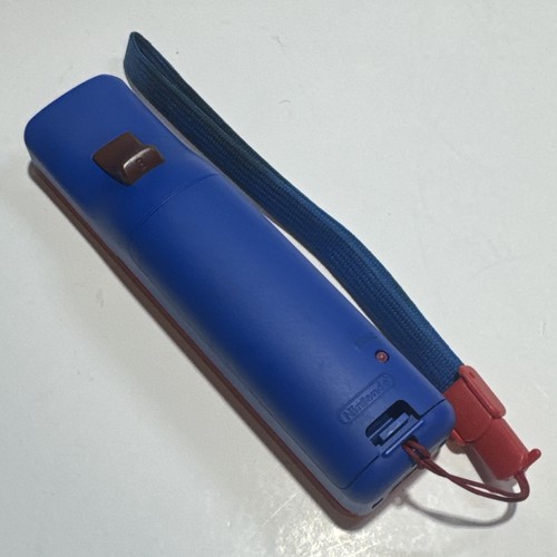 Nintendo Wii Motion Plus Remote Wiimote Controller OEM Mario Limited Edition Red - Picture 4 of 5