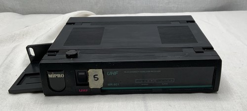 Mipro MR-801 Wireless UHF True Diversity Receiver Tested - Picture 1 of 6