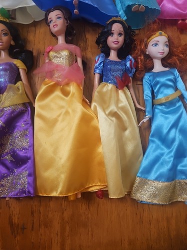 LOT OF 10 Disney Princess Barbie Dolls w some accessories - Picture 6 of 18