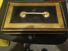 Vintage Metal Shop Cash Tin Box - Coin & Notes Compartments Money Box + Key