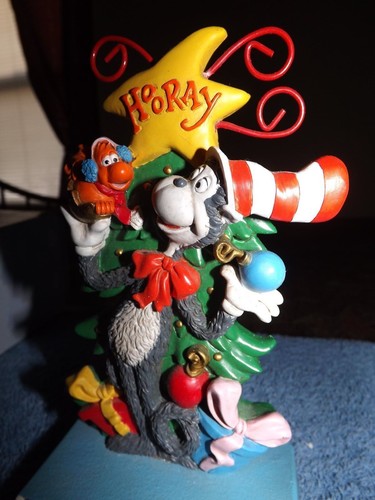 Dr. Seuss CAT IN THE HAT Cast Iron Stocking Hanger 8" MIDWEST OF CANNON FALLS - Picture 3 of 10