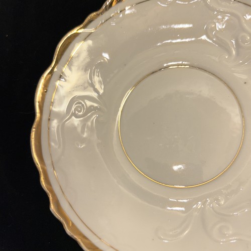 Tea Cup & Saucer Gold Gilt Gilded Teacup 3 Legged Footed Lily Pad Handpainted - Picture 16 of 17