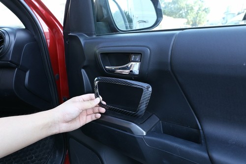 Fit For T@yota T@coma 2016-2020 Carbon Fiber ABS Interior Door Handle Bowl Trim - Foto 3 di 12