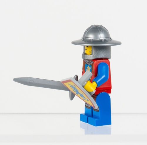 LEGO Castle PAB/BAM Lion Knights Soldier Knight Minifigure. New+Fast Shipping - Picture 3 of 5