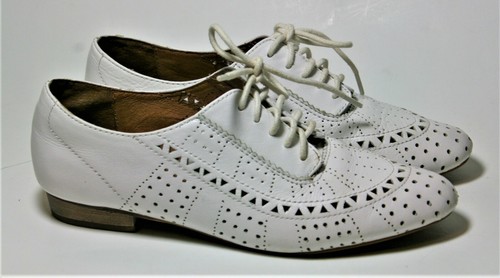 JEFFREY CAMPBELL SHOES MILLER OXFORD FLATS WHITE LEATHER LACE UP PERFORATED 7 - Picture 2 of 12