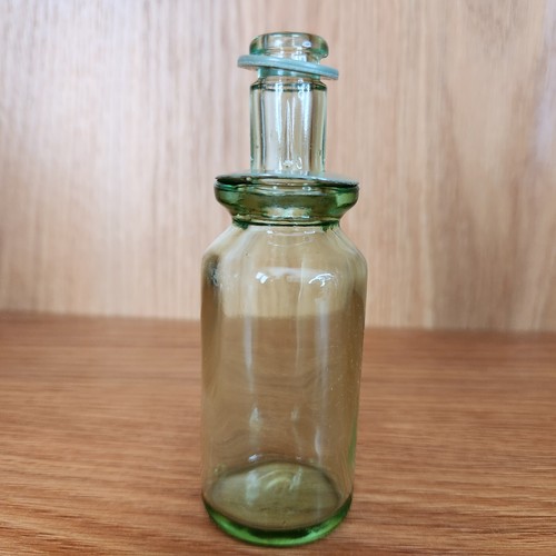 Vintage Decanter Old Fitzgerald Green Glass Red Design With Bottle Stopper 1960s - Picture 15 of 17