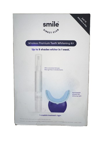 Smile Direct Club Zahnaufhellungs-Kit mit Premium Aufladen kabellose LED-Leuchte