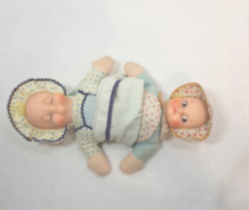 Vintage Knickerbocker Topsy Turvy Baby Doll Happy Sad Awake Asleep 12"-1960's - Picture 3 of 3