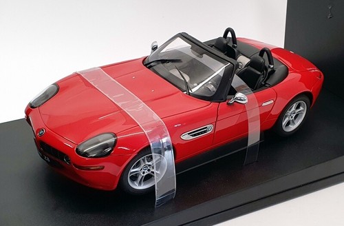 Autoart 1/18 Scale Model Car 70513 - BMW Z8 - Red 7427043235344 | eBay
