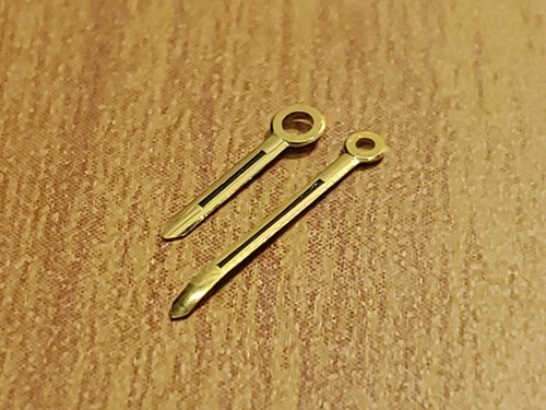 Juego de fábrica NOS Bulova Accutron 214, 218 y 219 dorado con manos de bastón de relleno negro - Imagen 2 de 11