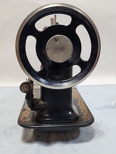1886 National Vindec Treadle Sewing Machine Attachments White Case Bobber Thread - Picture 18 of 24