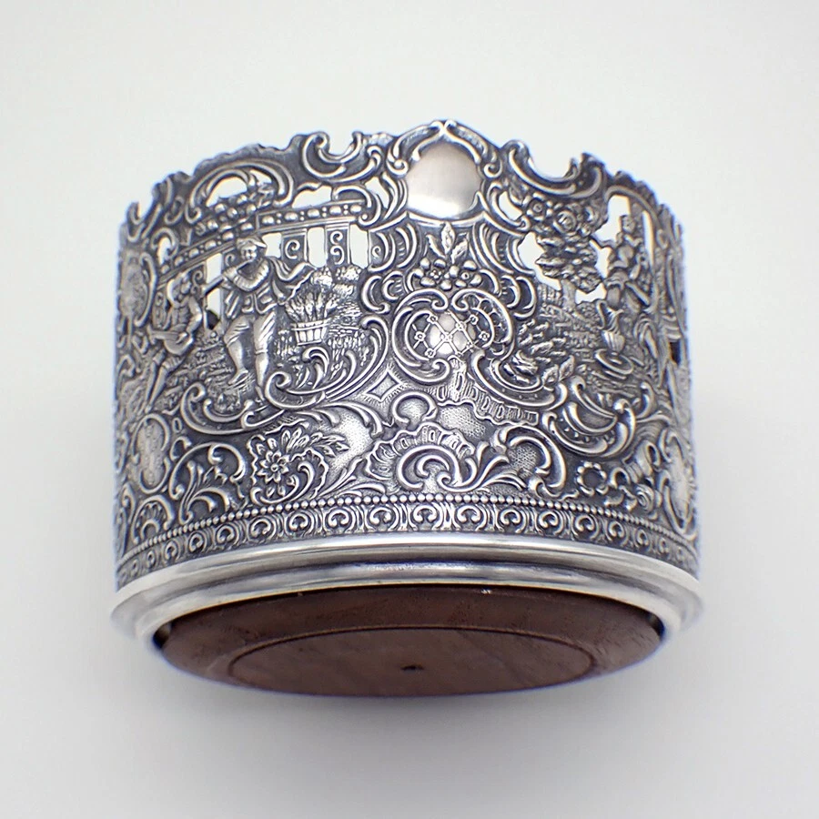 Ornate Bottle Coaster 800 银色木制底座 — 第 3/4 张图片