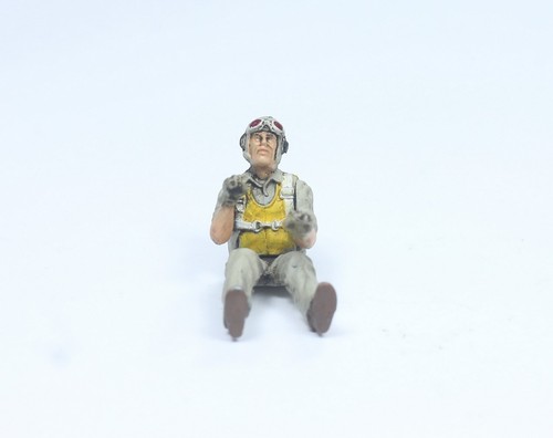Prévente 1:48 Pro-peint USAAF pilote de chasse assis WW2 - Photo 2/6