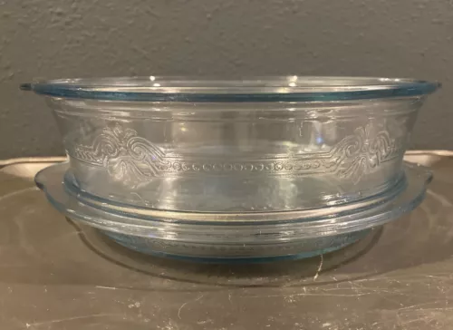 BEAUTIFUL Vintage Fire King Philbe Sapphire Blue Casserole Dish w/ Pie Plate