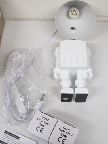 Candle Warmer Melting Wax Lamp Aromatherapy - Robot Style - Picture 7 of 10