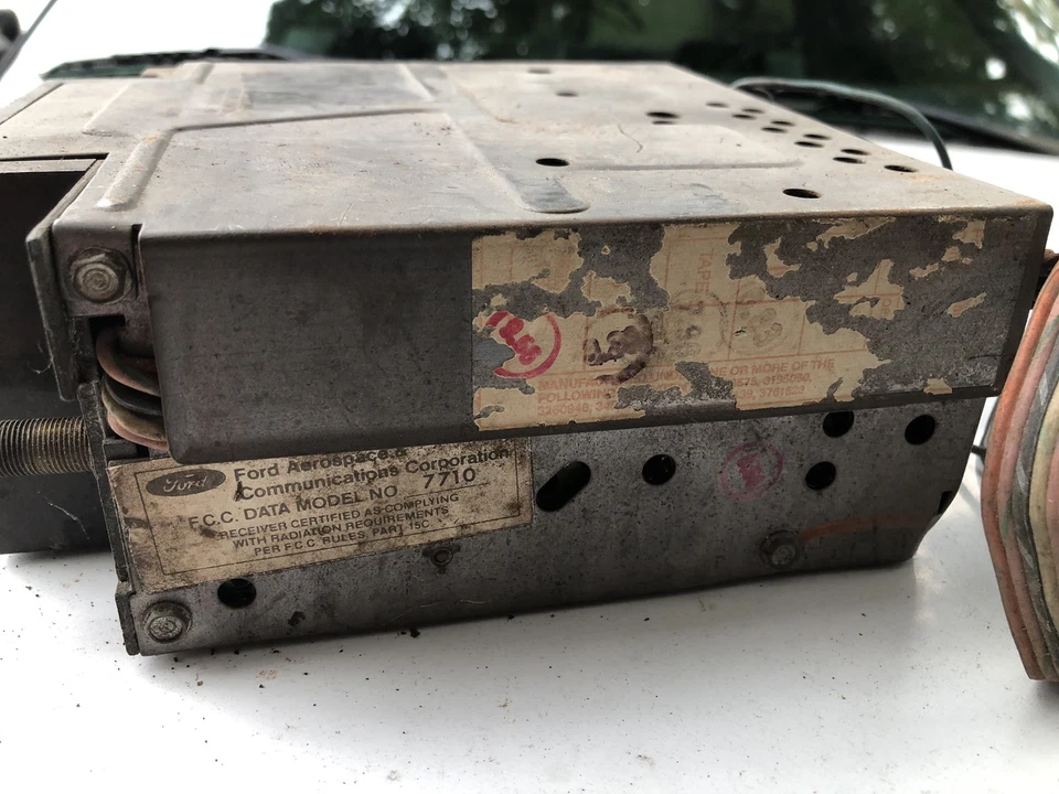 1974 1975 1976 1977 1978 Ford Radio AM/FM 8 Pistas Rádio Mustang Thunderbird LTD - Imagem 2 de 4