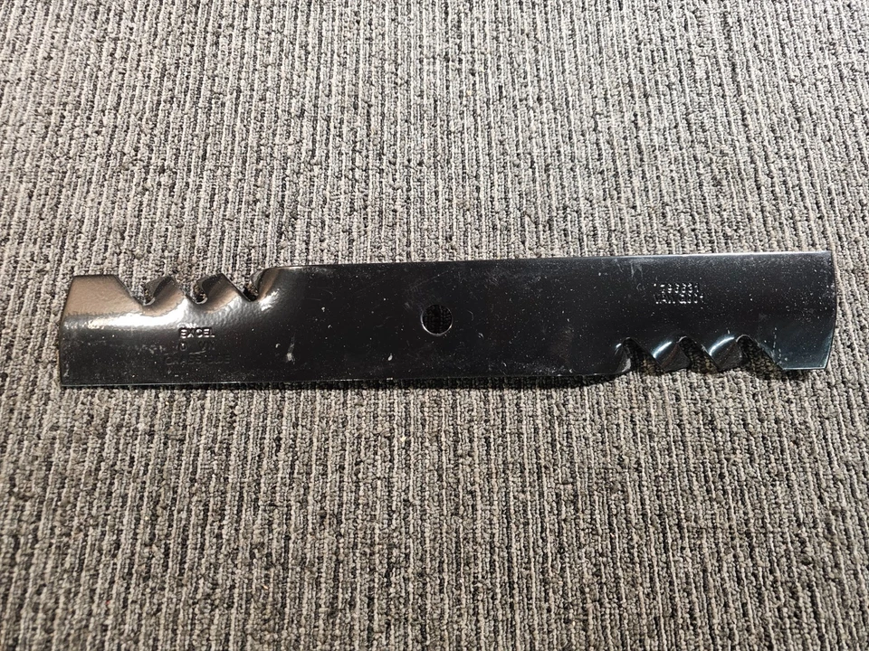 (CANTIDAD 10) Excel 796631 16-1/2" hojas de acolchado Gator, acero negro para corte de 48" Foto 3 de 4