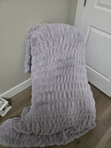 Manta Milan Minky púrpura ciruela azúcar - Imagen 1 de 2