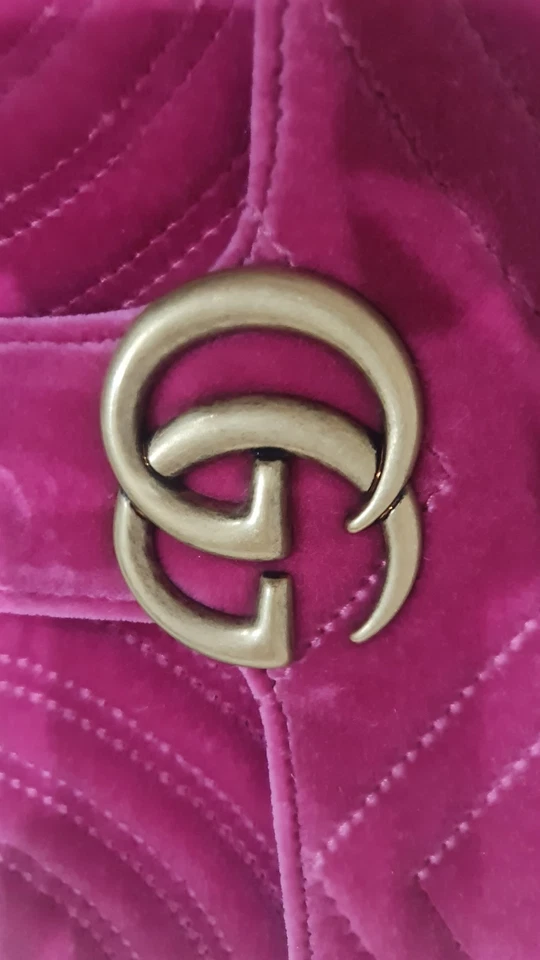 Auténtico Bolso Bandolera Gucci GG Marmont Terciopelo Rosa Foto 2 de 4