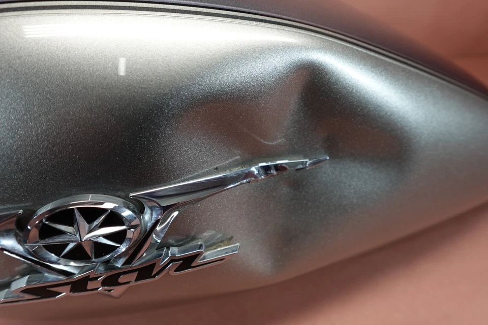 Бензобак 1998-2015 Yamaha VStar V Star 650 XVS650 — помятый - Изображение 3 из 4