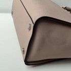 Foto 12 di 24