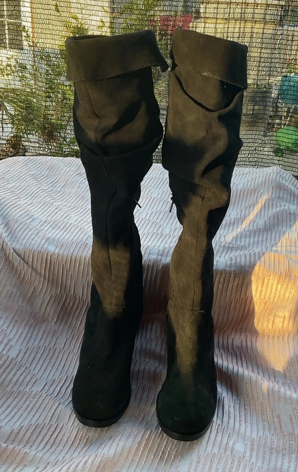 Bota para mujer Matisse negra de gamuza holgada hasta la rodilla EE. UU. 11 Foto 2 de 4