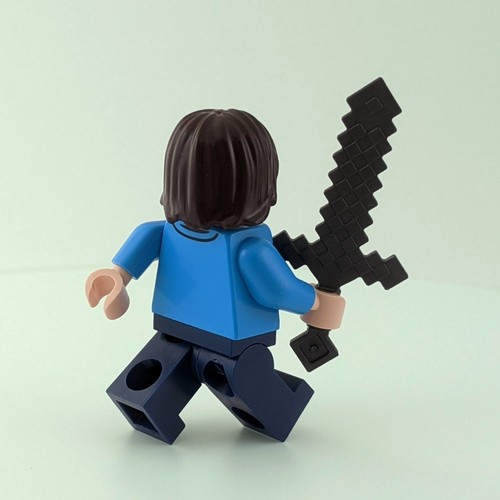 LEGO Minecraft Steve Minifigur - Ein Minecraft Film - Doppelseitiger Kopf & Schwert - Bild 2 von 5
