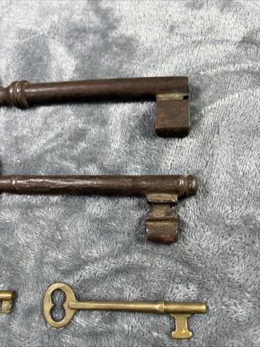 Lote de 5 llaves antiguas esqueleto artesanías joyas coleccionables únicas grandes - Imagen 3 de 11