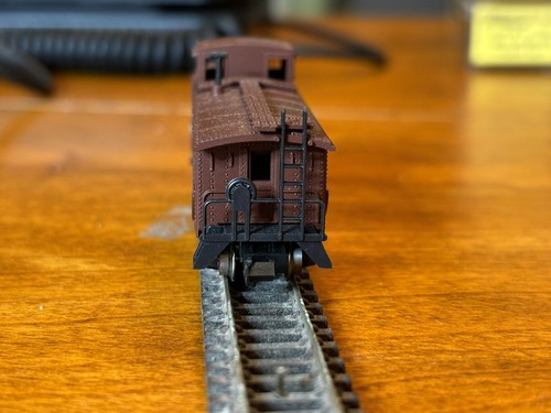 Atlas 3583 Pennsylvania Railroad Offset Cupola Caboose PRR 983749 escala N - Imagen 4 de 12