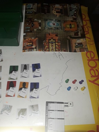 Clue 2012 fun on the run hasbro parker brothers Ages 8+, 3-6 players - Picture 9 of 9