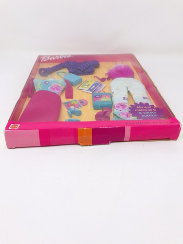 2001 BARBIE MAGENTA MOODS FASHION AVENUE OUTFIT #27849 - Picture 3 of 10