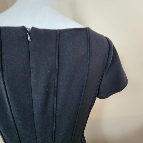 Vintage Anne Klein schwarzes Midi-Etuikleid Damengröße 8 gefüttert Flügelärmel bescheiden - Bild 15 von 16