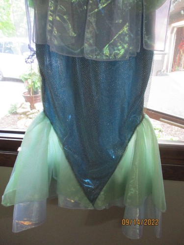 Disney Store Little Mermaid Costume Size M 7/8 - Picture 6 of 8
