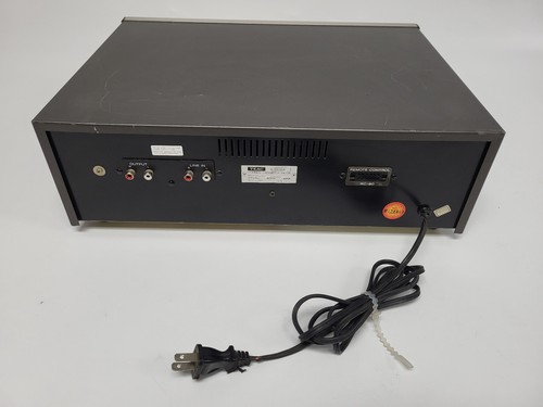 Vintage Teac A-550RX Stereo Cassette Deck (Powers On, Does not Play) - Picture 16 of 24