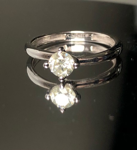 Beautiful Natural 0.42CT S1 Diamond Ring With 18k Gold - Picture 5 of 6