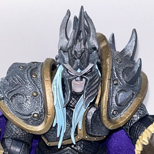 NECA WoW Heroes Of The Storm Arthas The Lich King Actionfigur mit zufälligem Gürtel - Bild 13 von 22