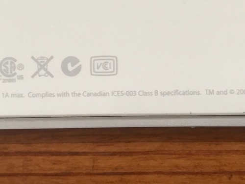 Genuine Apple Compact Wired USB Logic Keyboard A1242 - Fully Working with 2 USB - Picture 15 of 19