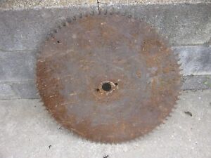 22-1-2-034-diameter-Vintage-Rustic-Rusty-Buzz-Saw-Saw-Mill-Blade