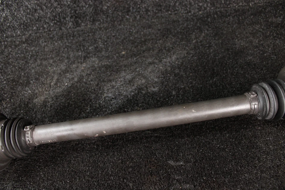 Eje trasero derecho mercedes s550 tracción trasera 2014 2017 a2223500210 39 k m278 w222 Foto 3 de 4