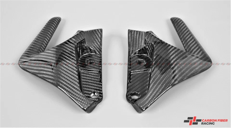 Empuñaduras Ducati Monster 1200S 2014 - 100 % fibra de carbono Foto 3 de 4