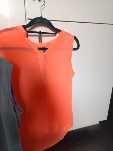 2 Stück Chiffon blusen 38 - Bild 2 von 3