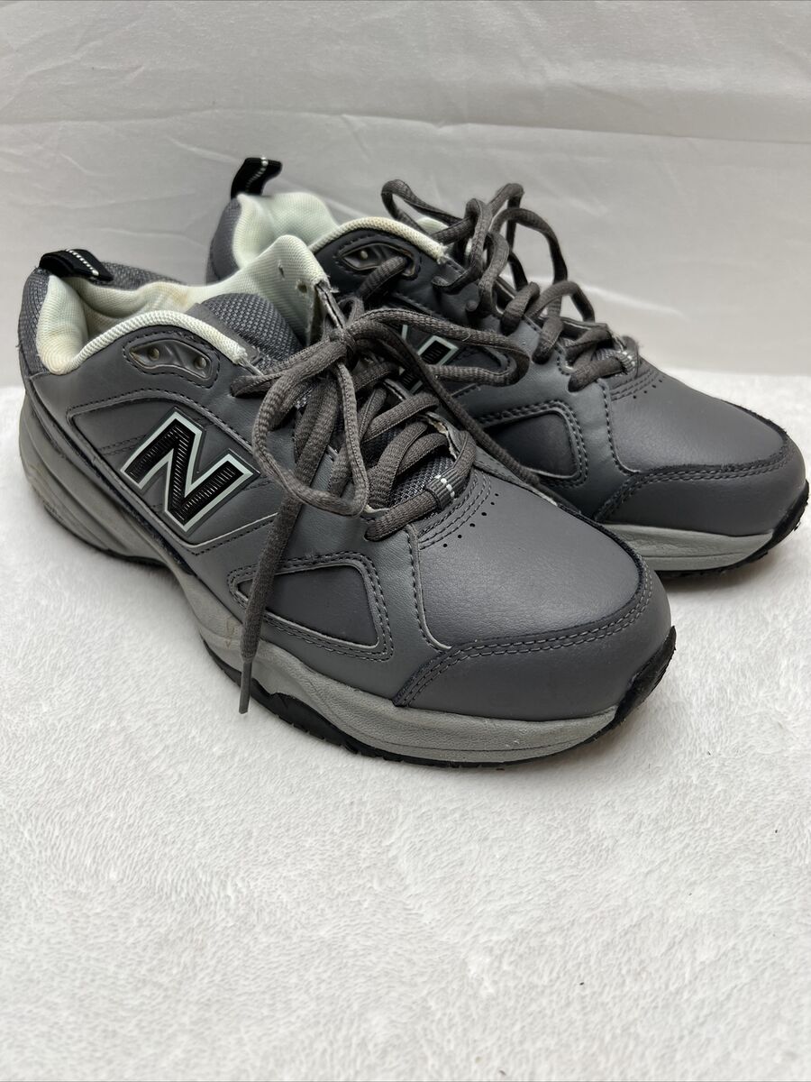 New Balance Women s Sneakers Industrial Shoes Gray Mid Wid 626v2 Size 7.5 B