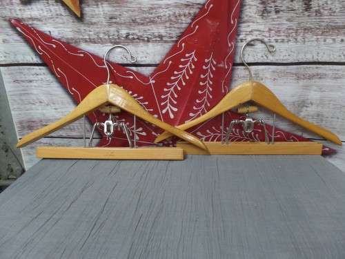 2 VINTAGE 16" SETWELL LADIES COMBINATION HEAVY DUTY WOODEN SUIT HANGERS - Picture 5 of 12