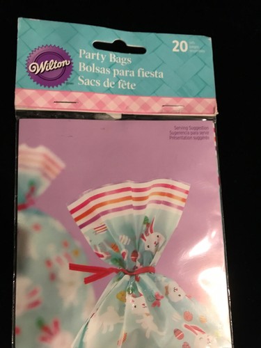 Wilton 20 Easter Candy,Party Bags Bunny Dancing with Butterflies 4"x9.5" NIP - Picture 2 of 5