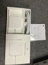 Apple MC556LL/B 85W MagSafe Power Adapter (for 15 and 17" MacBook Pro) - New