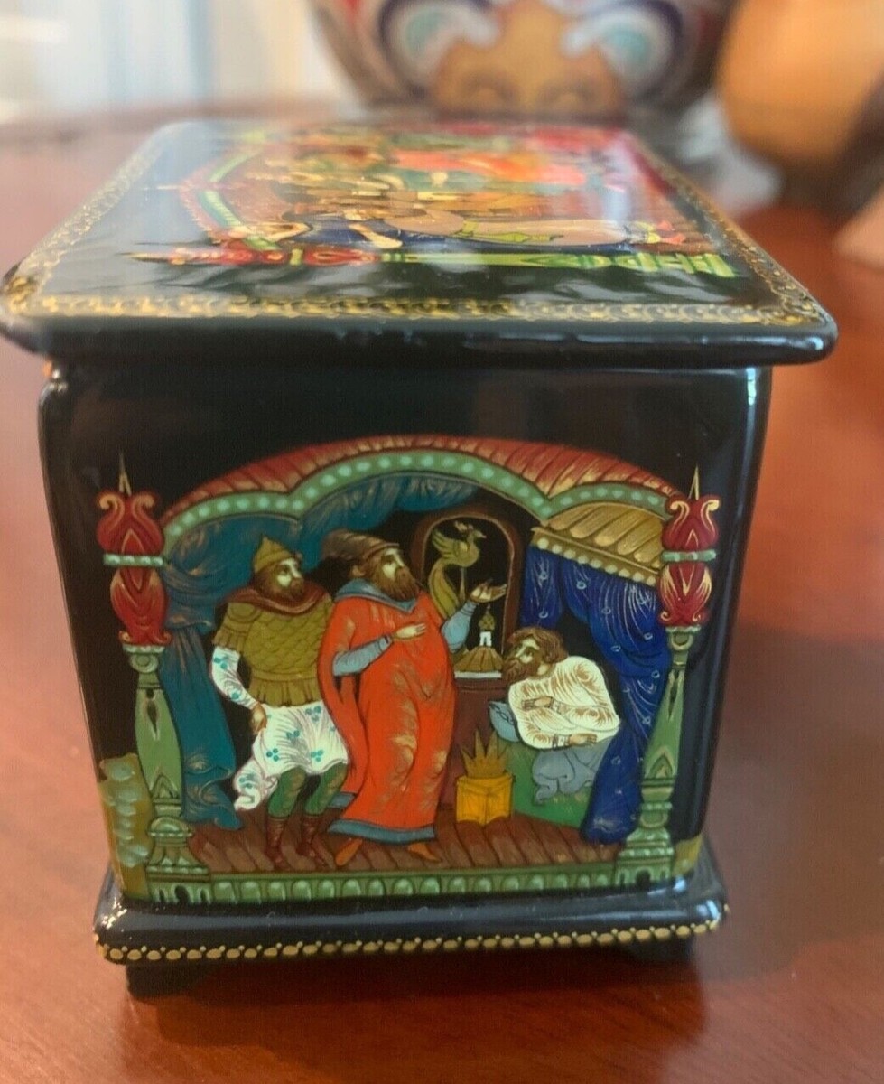 Russian Lacquer Box Painted all Sides Fairy Tale Palekh 1996
