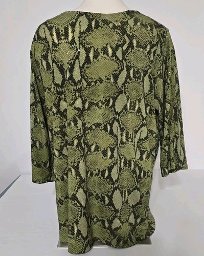 Susan Graver Blouse Top 3X 3/4 Split Sleeves Animal Print Green Black Sequins - Picture 4 of 23